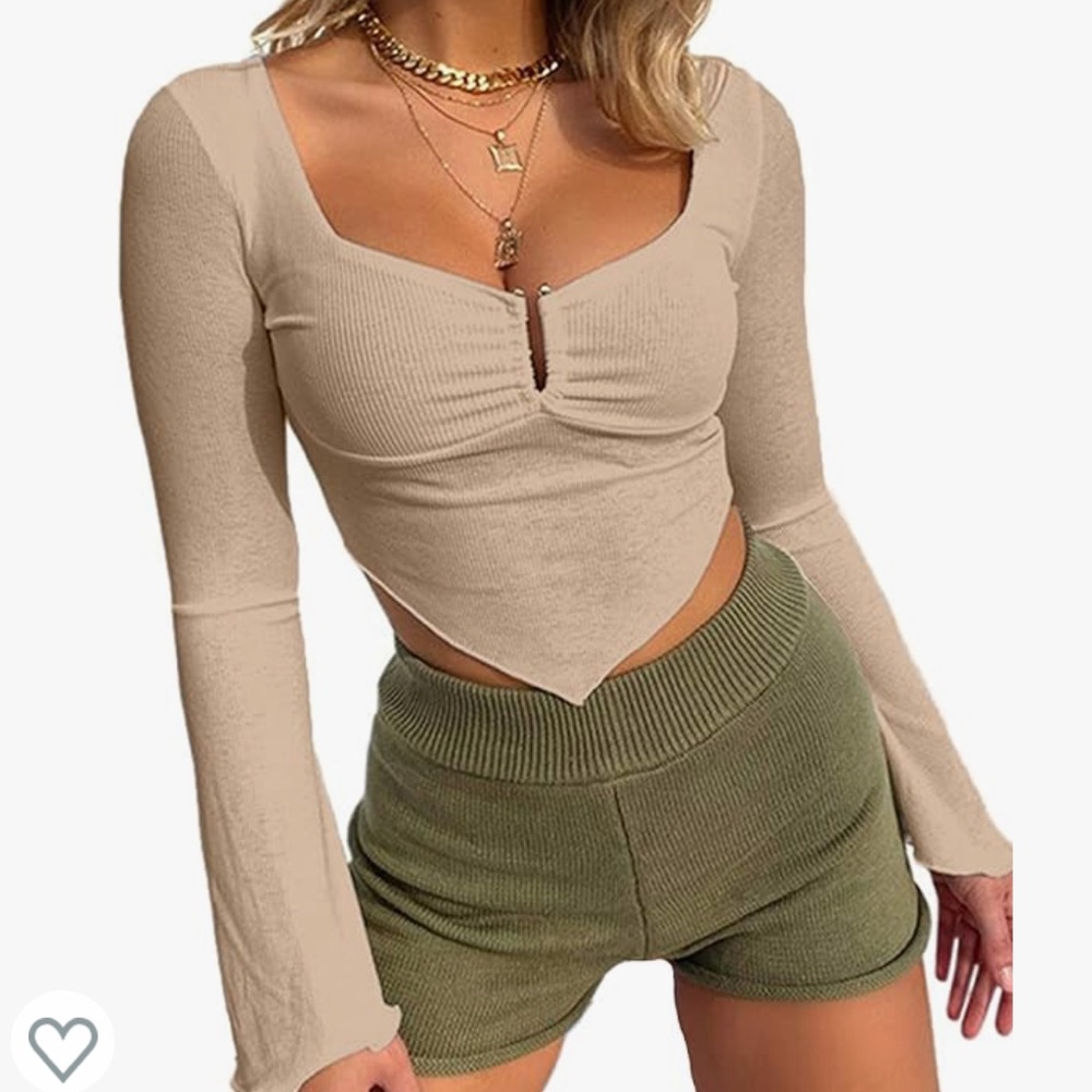 Long sleeve ribbed crop top